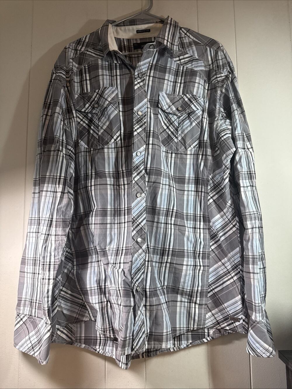 BKE Pearl Snap Shirt Mens XL Extra Large Gray Plaid Athletic Fit VV